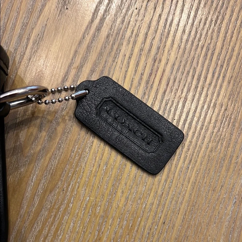 Coach Black leather Turnlock Crossbody Bag —NO STRAP - Picture 2 of 11